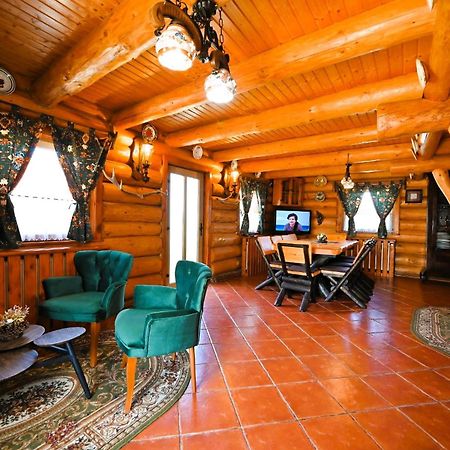 Casa De Lemn Villa Rîşnov Buitenkant foto