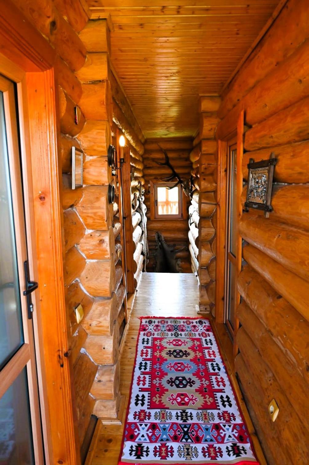 Casa De Lemn Villa Rîşnov Buitenkant foto